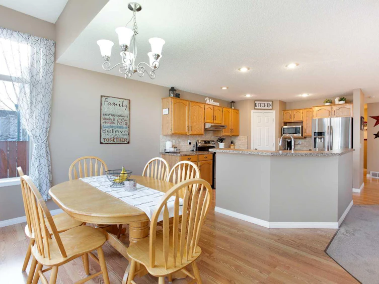 1046 Coventry Drive NE, Calgary, AB, T3K 4P2 - 7