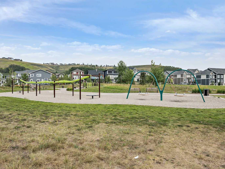 232 Cranbrook Point SE, Calgary, AB, T3M 2Y4 - 43