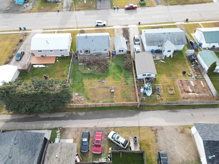 4848 51 Avenue, Eckville, AB, T0M 0X0 - 7