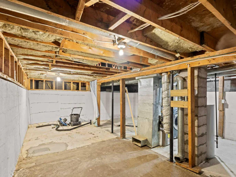 4848 51 Avenue, Eckville, AB, T0M 0X0 - 24