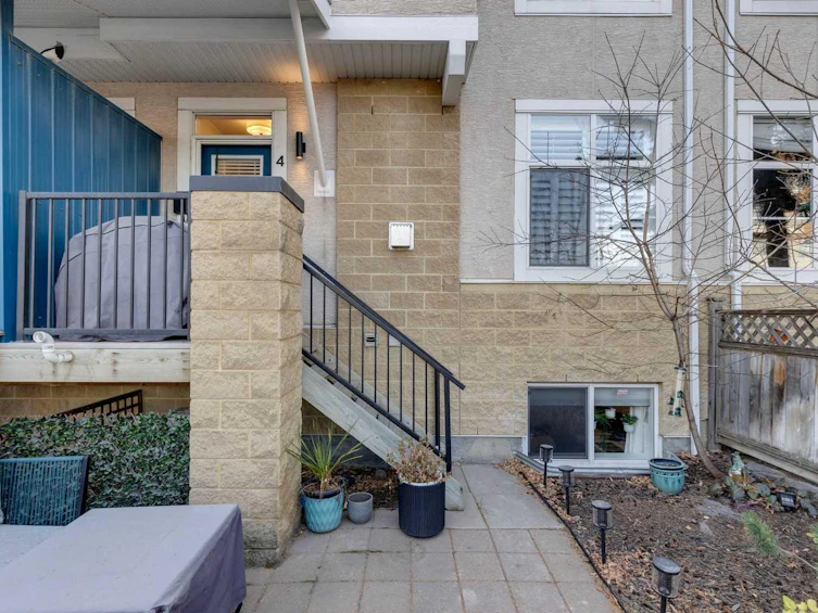 4-2001 34 Avenue SW, Calgary, AB, T2T 2C4 - 32