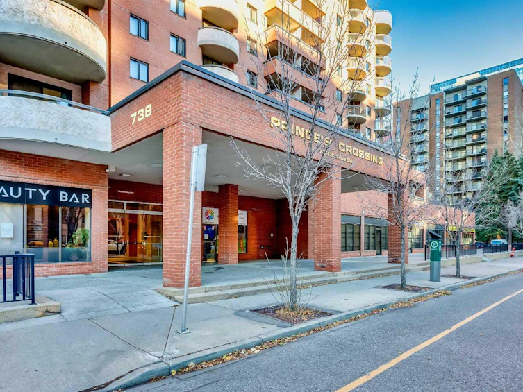 1401-738 3 Avenue SW, Calgary, AB, T2P 0G7 - 4