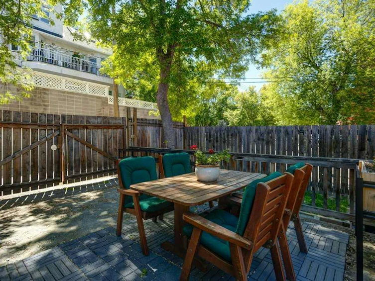 915 18 Avenue SW, Calgary, AB, T2T 0H2 - 29