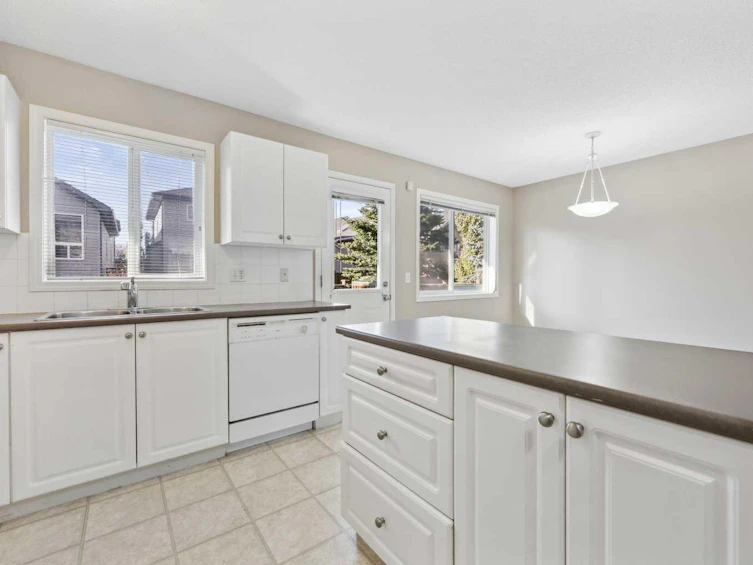 55 Citadel Point NW, Calgary, AB, T3G 5L2 - 6