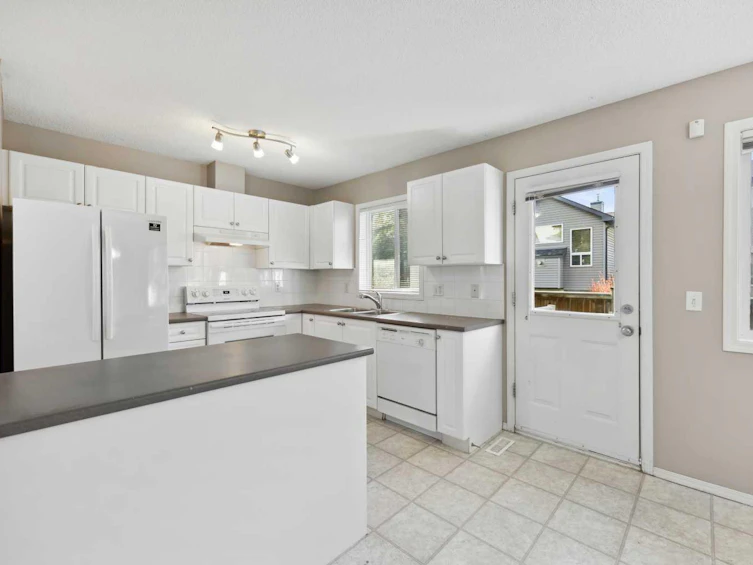 55 Citadel Point NW, Calgary, AB, T3G 5L2 - 8