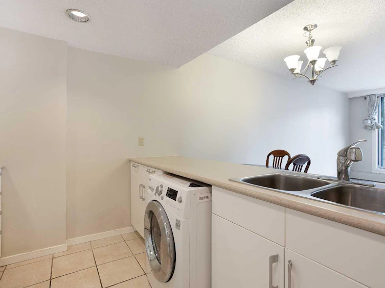 1105-738 3 Avenue SW, Calgary, AB, T2P 0G7 - 14