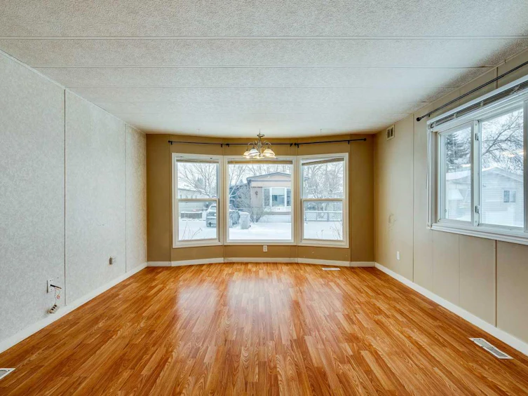 20-6724 17 Avenue SE, Calgary, AB, T2A 0W5 - 8