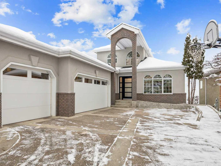 108 Patterson Drive SW, Calgary, AB, T3H 3B2 - 3