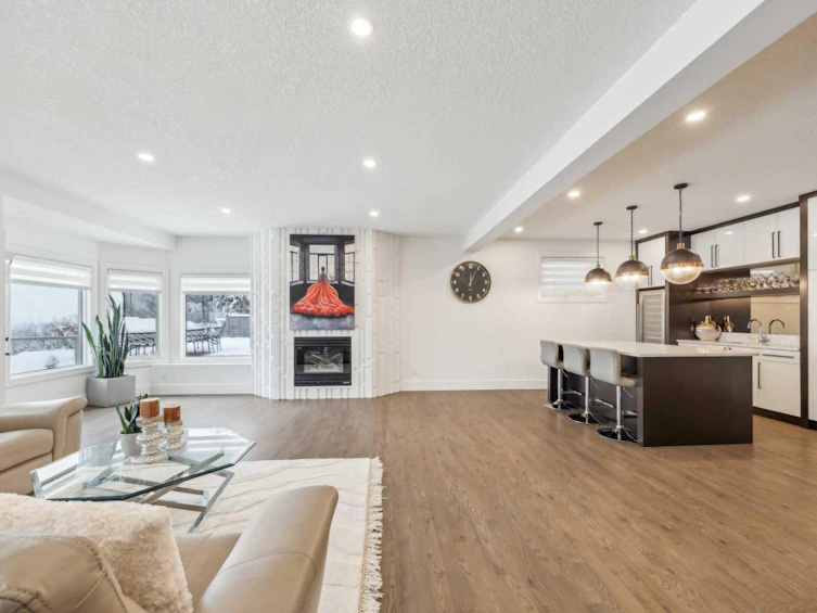 108 Patterson Drive SW, Calgary, AB, T3H 3B2 - 6