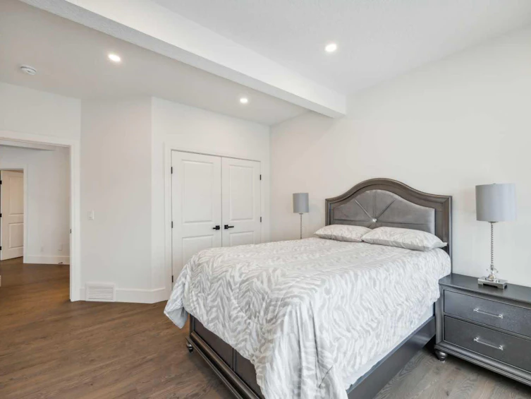 108 Patterson Drive SW, Calgary, AB, T3H 3B2 - 19