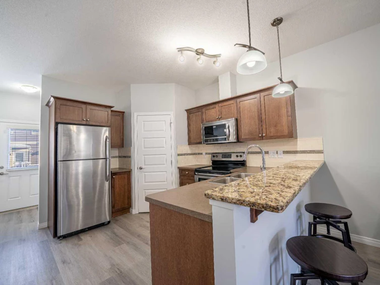 4002-1001 8 Street NW, Airdrie, AB, T4B 0W7 - 5