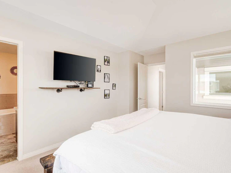 17 Marquis Heights SE, Calgary, AB, T3M 1X6 - 26