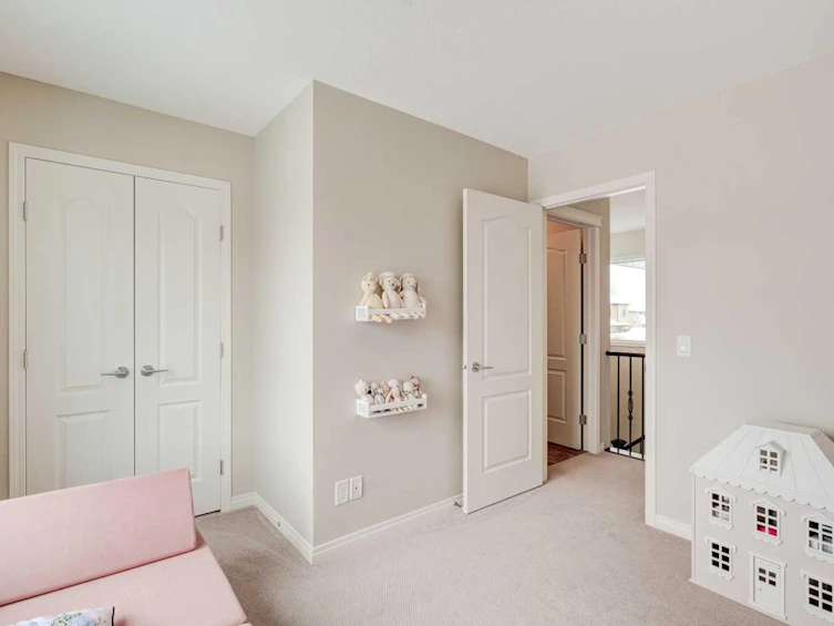 17 Marquis Heights SE, Calgary, AB, T3M 1X6 - 35
