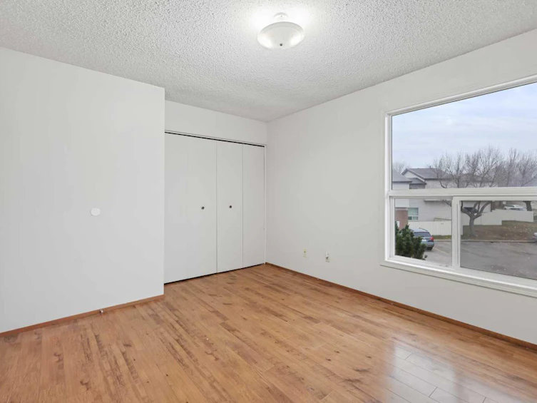 75-32 Whitnel Court NE, Calgary, AB, T1Y 5E3 - 6