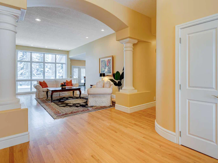 24 Schiller Crescent NW, Calgary, AB, T3L 1W7 - 2