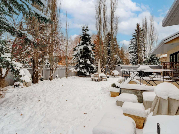 24 Schiller Crescent NW, Calgary, AB, T3L 1W7 - 46