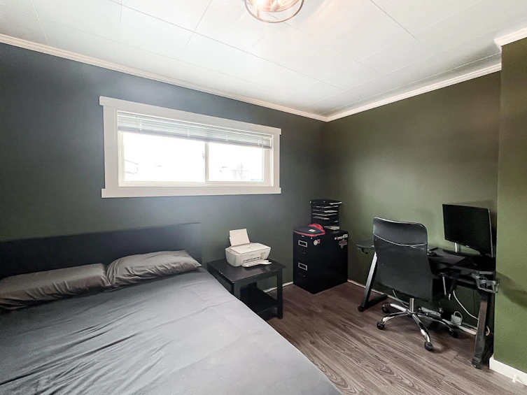 7 1 Avenue SE, Falher, AB, T0H 1M0 - 12