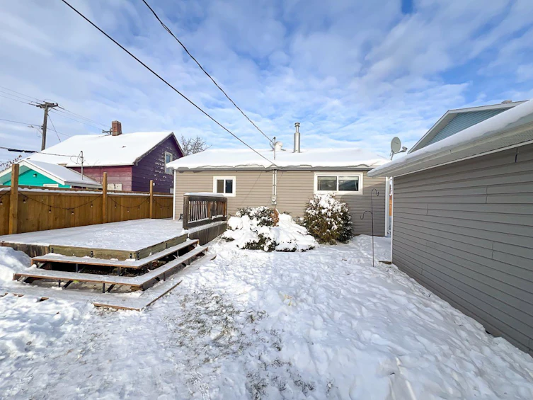 7 1 Avenue SE, Falher, AB, T0H 1M0 - 16