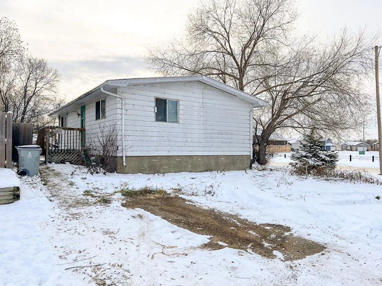 4945 60 Avenue, High Prairie, AB, T0G 1E0 - 22