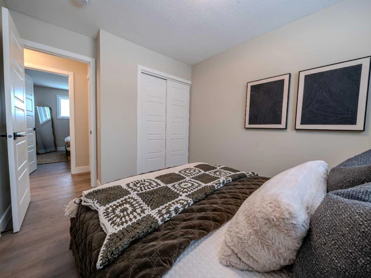 2111 Vista Crescent NE, Calgary, AB, T2E 6H9 - 17