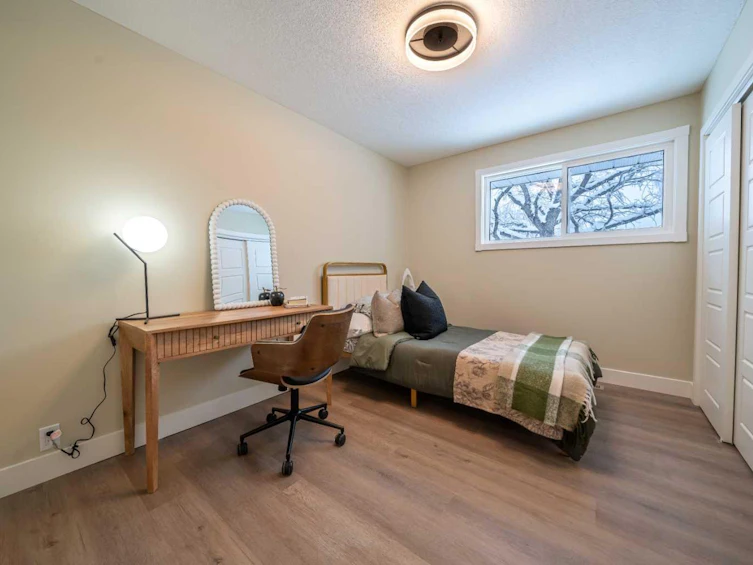 2111 Vista Crescent NE, Calgary, AB, T2E 6H9 - 19