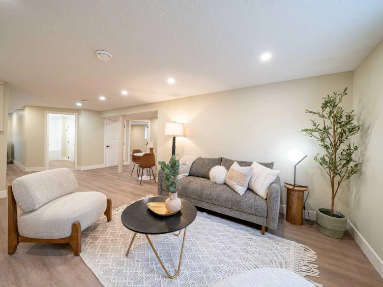 2111 Vista Crescent NE, Calgary, AB, T2E 6H9 - 23