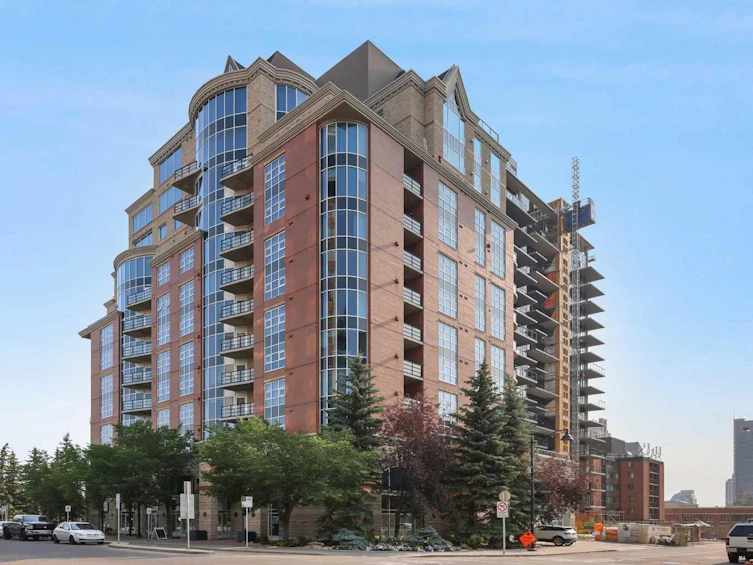 801-110 7 Street SW, Calgary, AB, T2P 5M9