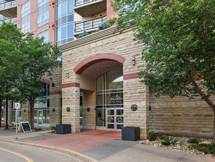 801-110 7 Street SW, Calgary, AB, T2P 5M9 - 3