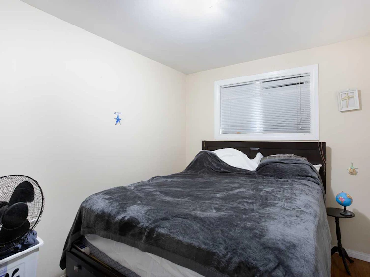 2040 47 Street SE, Calgary, AB, T2B 1L3 - 12