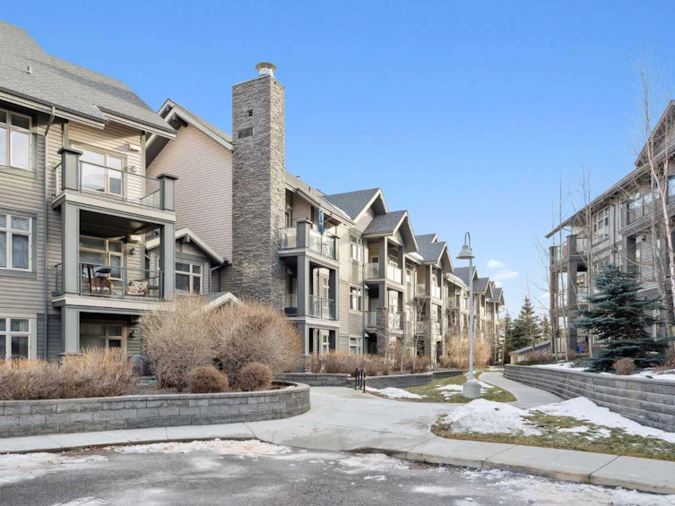 104-35 Aspenmont Heights SW, Calgary, AB, T3H 0E5