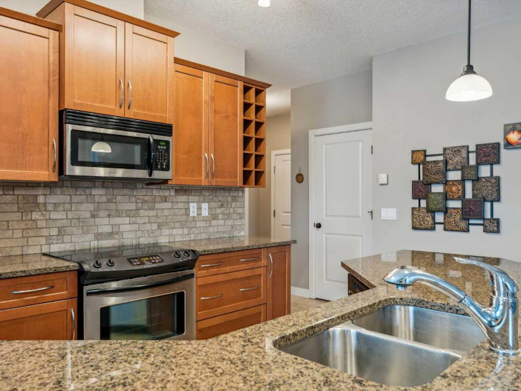 104-35 Aspenmont Heights SW, Calgary, AB, T3H 0E5 - 8