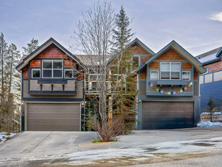 1172 Wilson Way, Canmore, AB, T1W 3C4