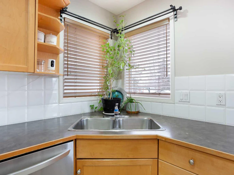 209 Douglas Glen Boulevard SE, Calgary, AB, T2Z 3Y4 - 8