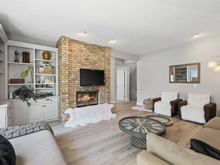 145 Candle Place SW, Calgary, AB, T2W 5R8 - 11