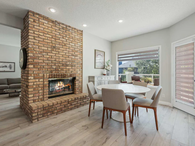 145 Candle Place SW, Calgary, AB, T2W 5R8 - 14