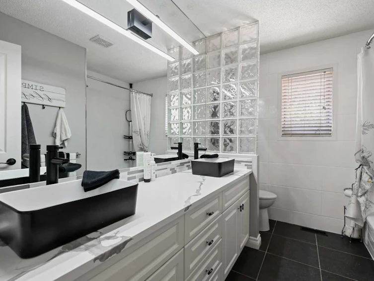 145 Candle Place SW, Calgary, AB, T2W 5R8 - 32