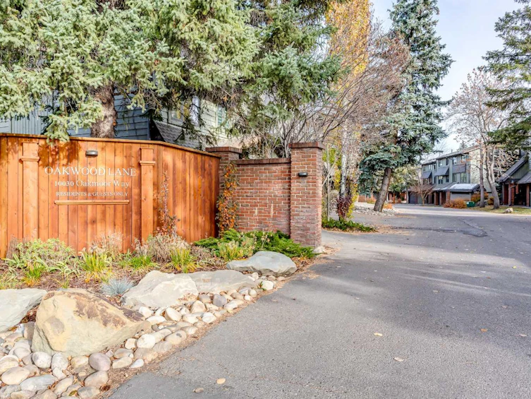 22-10030 Oakmoor Way SW, Calgary, AB, T2V 4S8 - 40