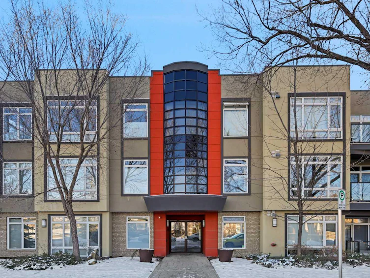 309-540 34 Street NW, Calgary, AB, T2N 2X7 - 4