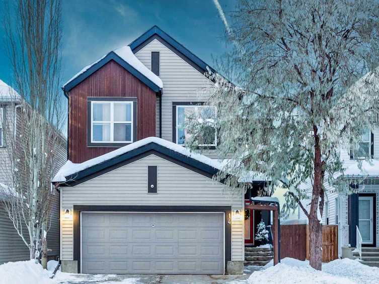 14 Copperstone Drive SE, Calgary, AB, T2Z 0L2