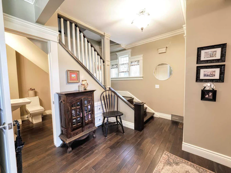 1427 2a Street NW, Calgary, AB, T2M 2X5 - 3