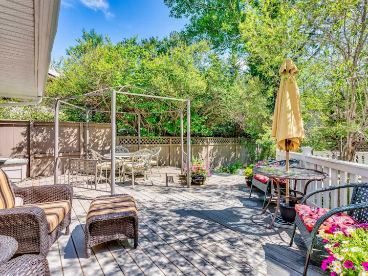 2 Varston Place NW, Calgary, AB, T3A 0B7 - 35