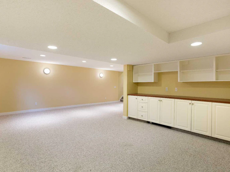 2 Varston Place NW, Calgary, AB, T3A 0B7 - 32