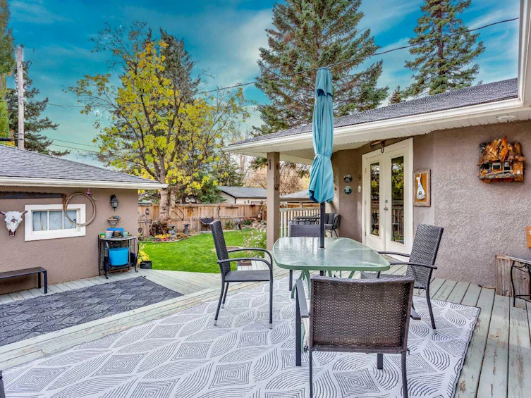 73 Langton Drive SW, Calgary, AB, T3E 5G1 - 19