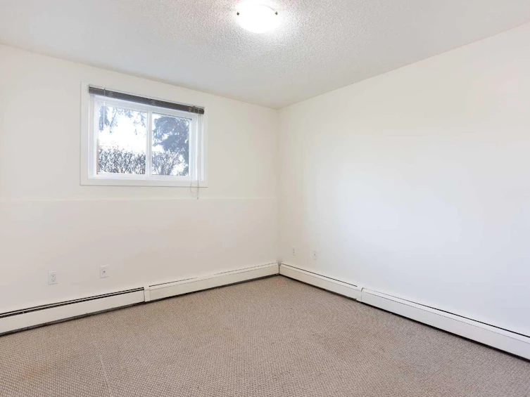 301-11620 Elbow Drive SW, Calgary, AB, T3W 3L6 - 12
