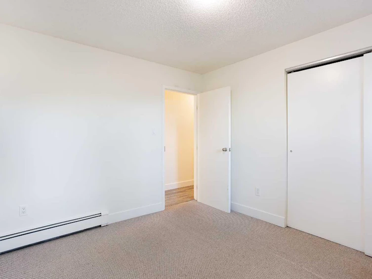 301-11620 Elbow Drive SW, Calgary, AB, T3W 3L6 - 13