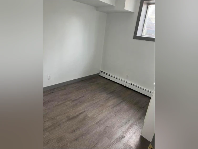 205-4328 4 Street NW, Calgary, AB, T2K 1A2 - 11