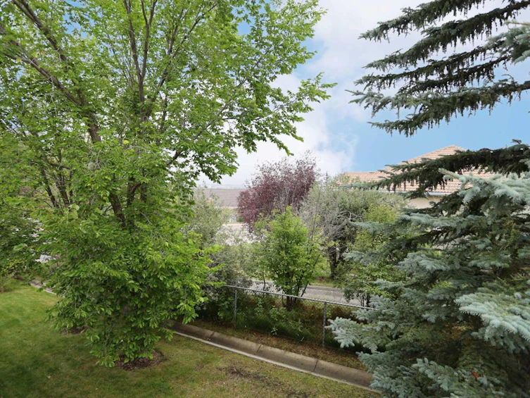 8 Hamptons Rise NW, Calgary, AB, T3A 5E6 - 16