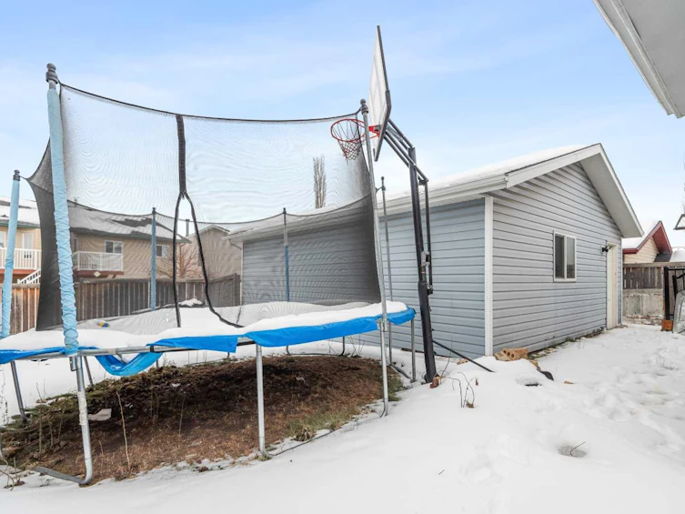 13 Keast Way, Red Deer, AB, T4P 3Z3 - 2