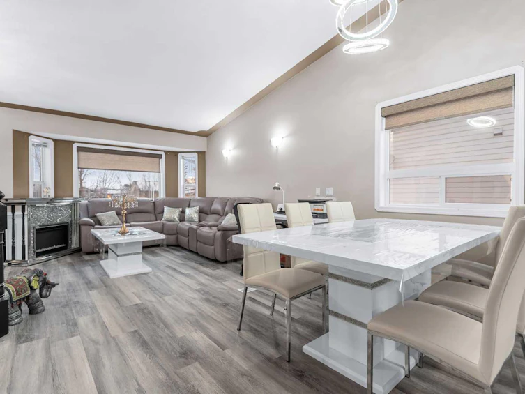 13 Keast Way, Red Deer, AB, T4P 3Z3 - 10