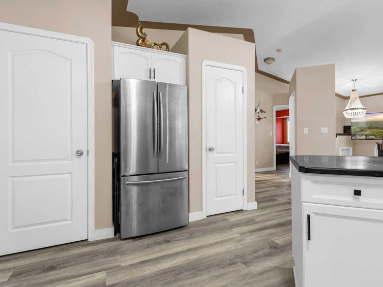 13 Keast Way, Red Deer, AB, T4P 3Z3 - 12